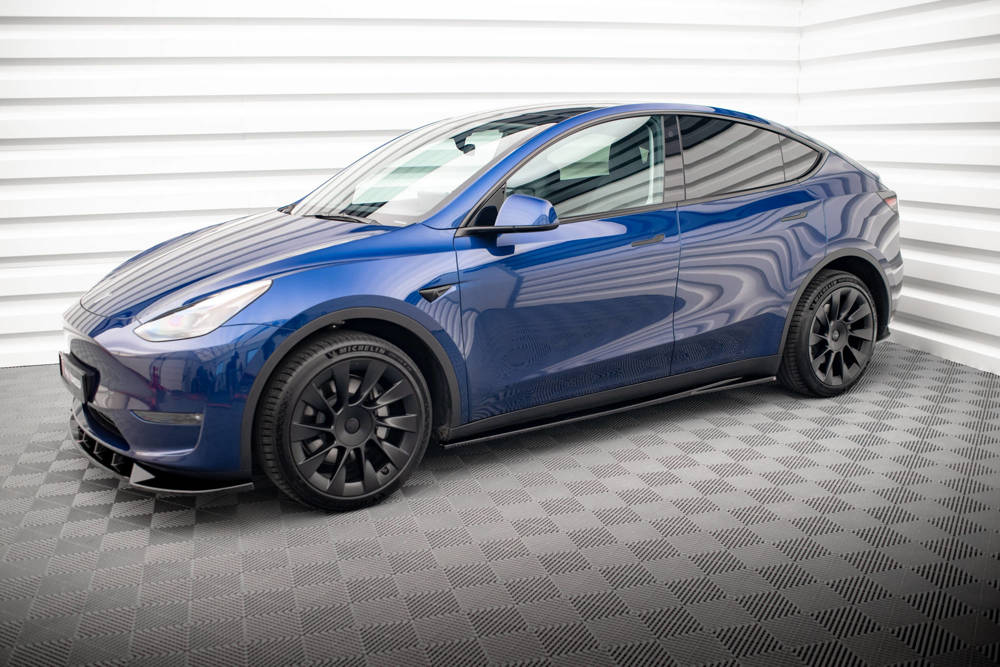 Zijskirts V.1 Tesla Model Y Maxton Glans Zwart