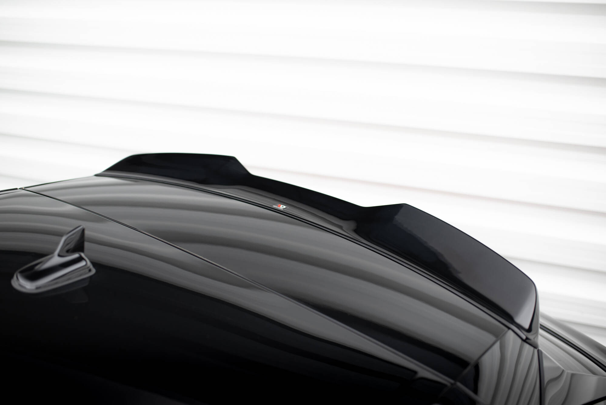 Bodykit Audi SQ8 / Q8 S-Line MK1 Facelift Maxton glanzend zwart