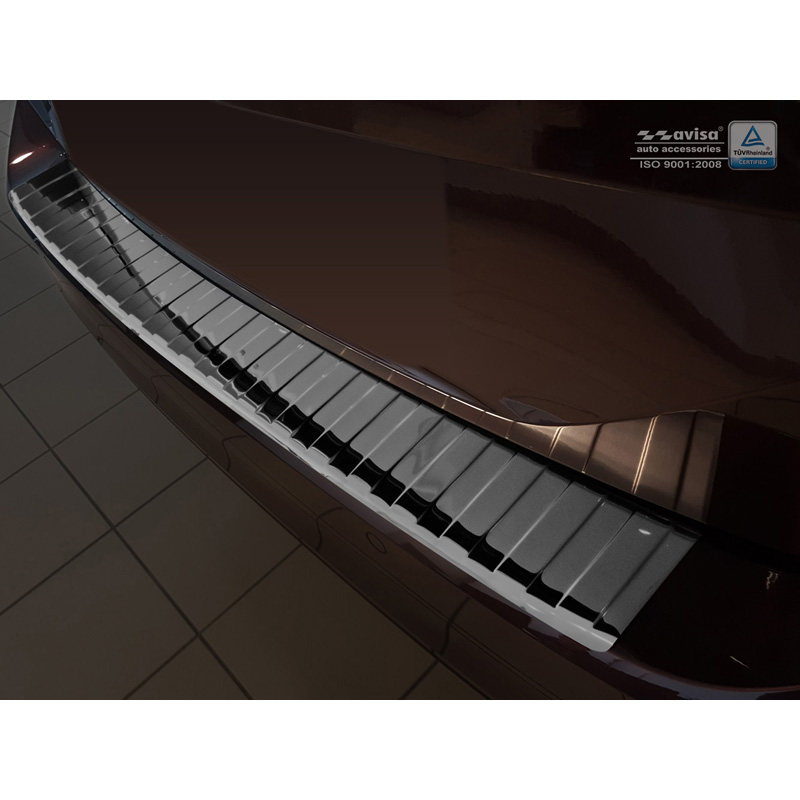 Zwart-Chroom RVS Achterbumperprotector  Volkswagen Passat 3G Variant 2014-2023 incl. Alltrack 'Ribs'