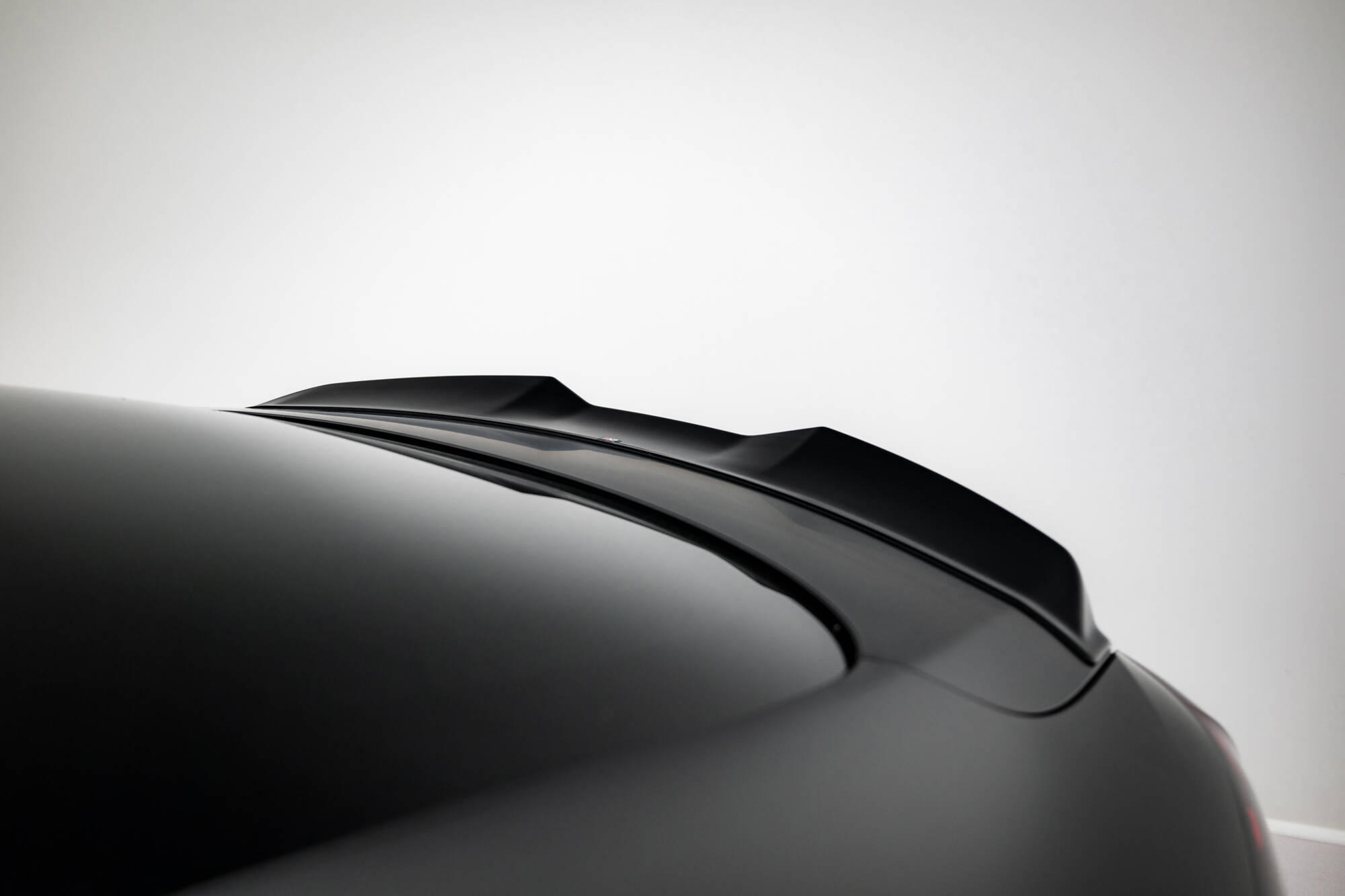 Spoiler Cap 3D Mercedes-Benz CLE AMG-Line C236 Maxton Glanzend zwart