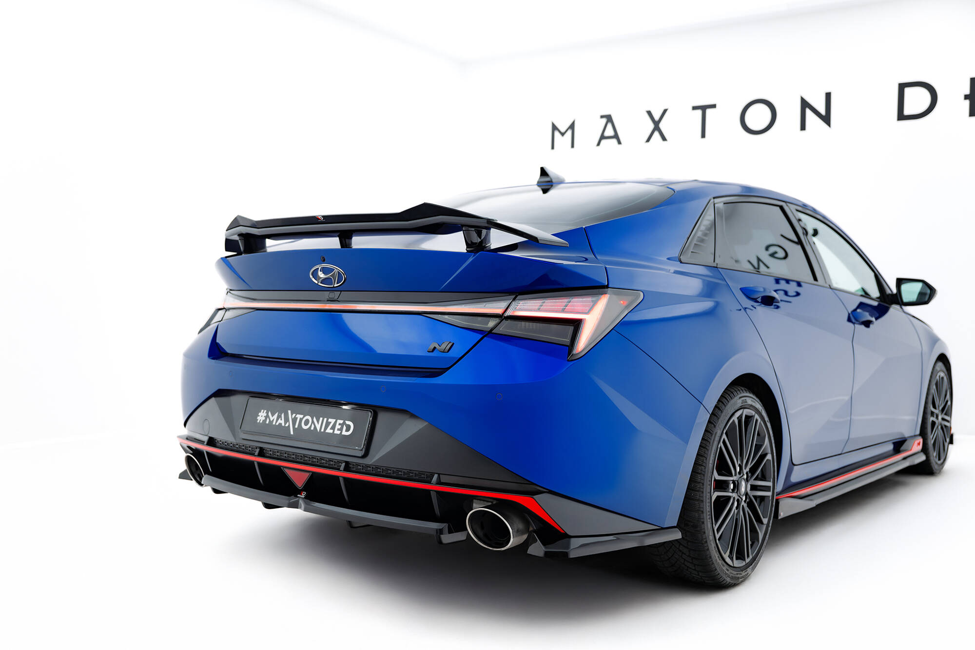 Bodykit Hyundai Elantra N MK7 Maxton Glanzend zwart