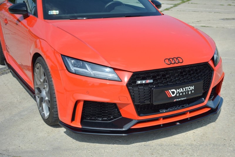 Voorspoiler V.1 Audi TT RS 8S Glanzend Zwart