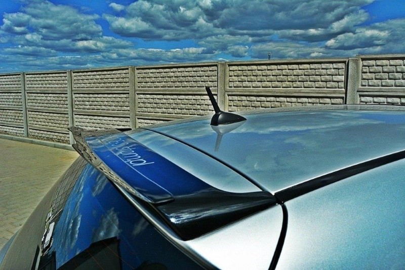 Spoilerkap BMW 1 E87 M-Performance Glanzend Zwart Maxton