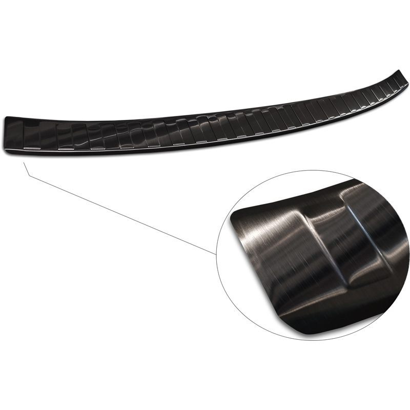 Zwart RVS Achterbumperprotector  Volkswagen Golf VIII Variant 2020-2024 & FL 2024- 'Ribs'