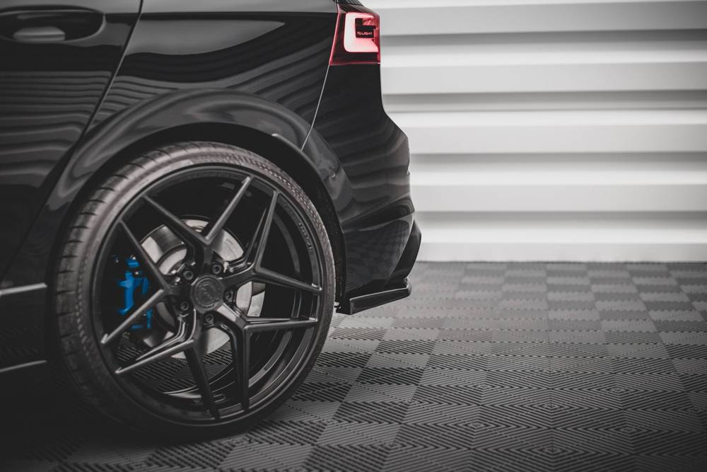 Zijdiffuser V.2 Volkswagen Golf 8 R Maxton Glans Zwart