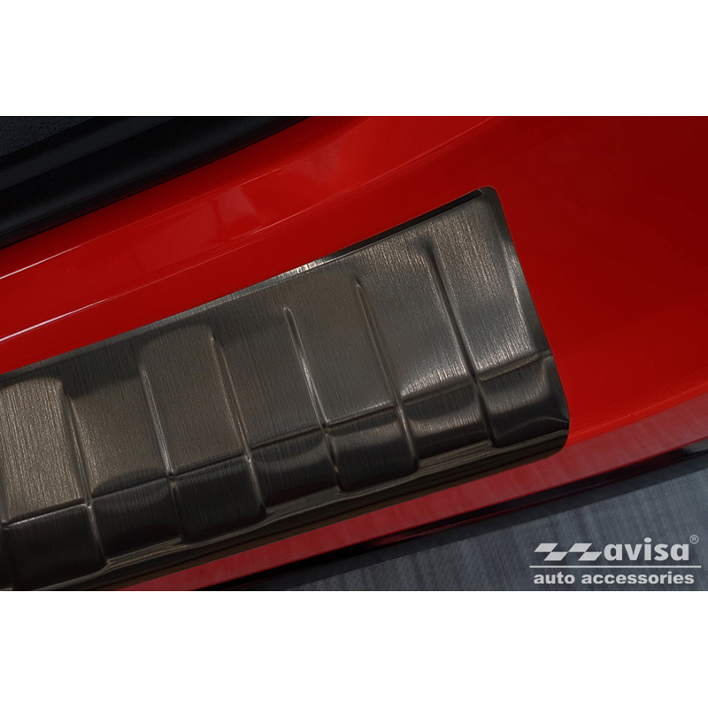 Zwart RVS Achterbumperprotector  Toyota Yaris IV Hatchback 5-deurs 2020-2024 & Facelift 2024- excl. GR 'Ribs'