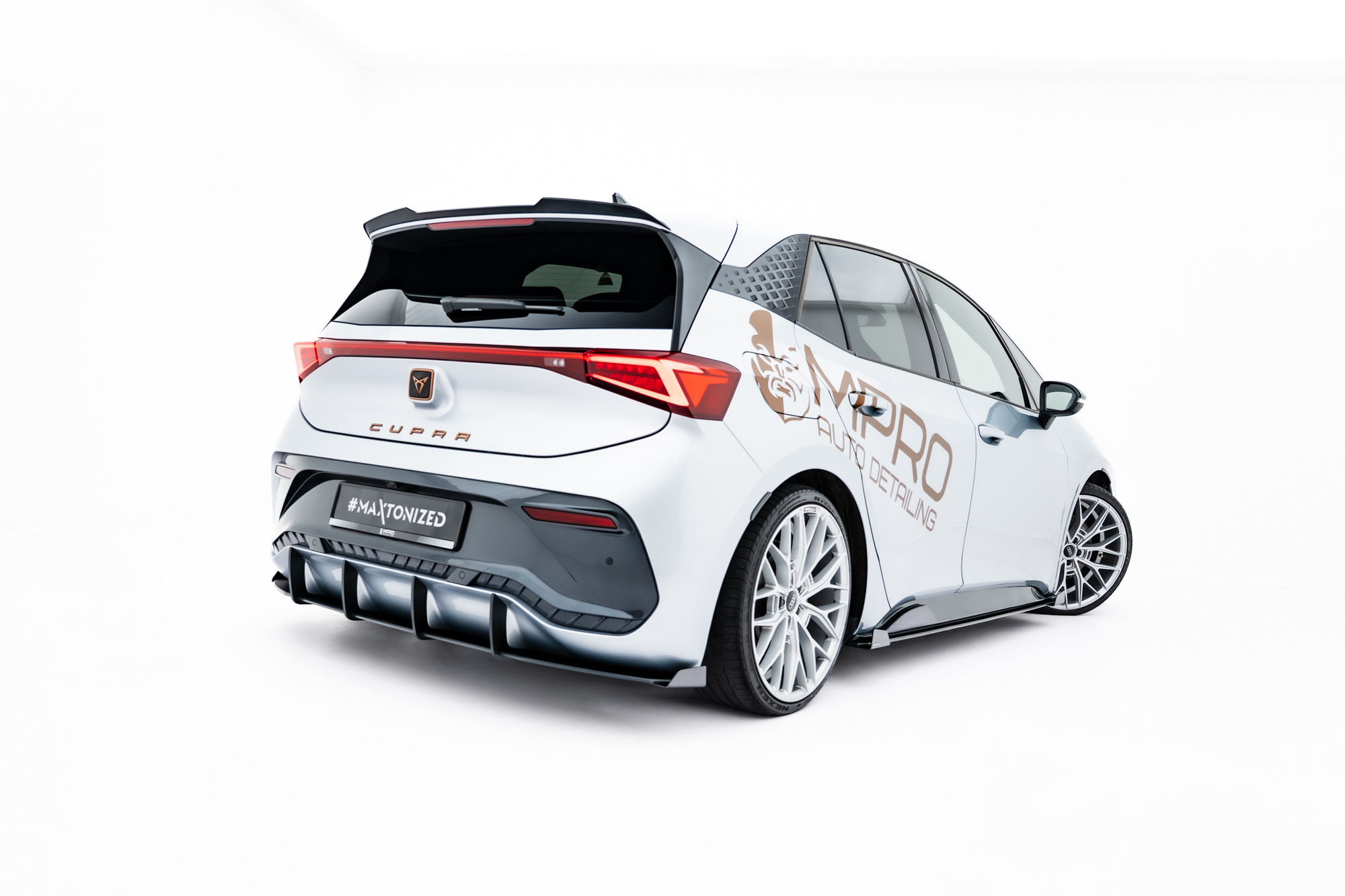 Street Pro Achterdiffuser + Flaps Cupra Born Mk1 2021 – Maxton Design