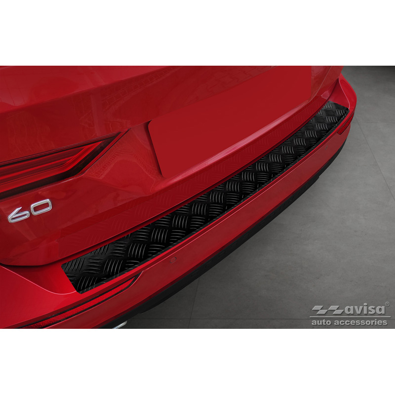 Matzwart Aluminium Achterbumperprotector  Volvo V60 II 2018- incl. Cross Country & R-Design 'Riffled Plate'