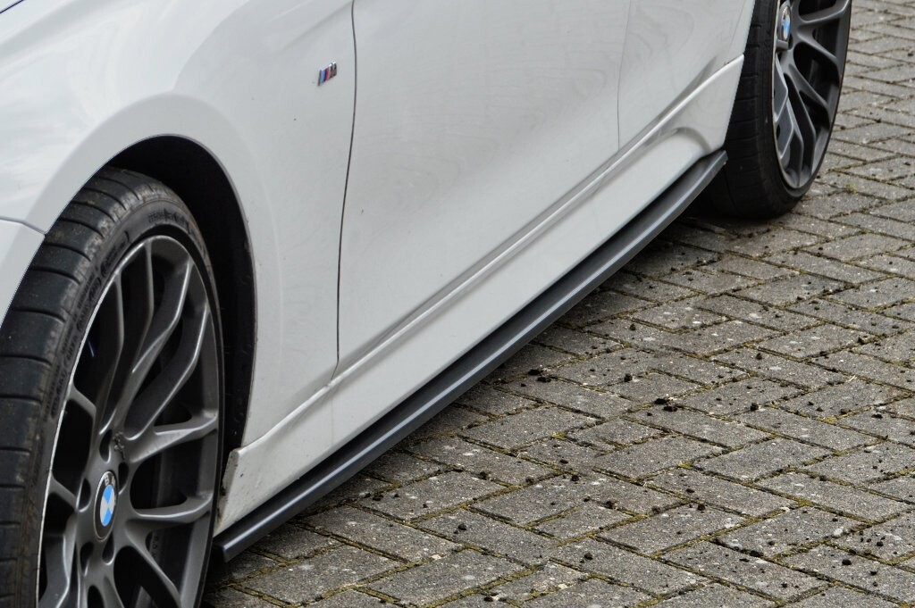 Side skirts Ford Mondeo BA7 2015 -