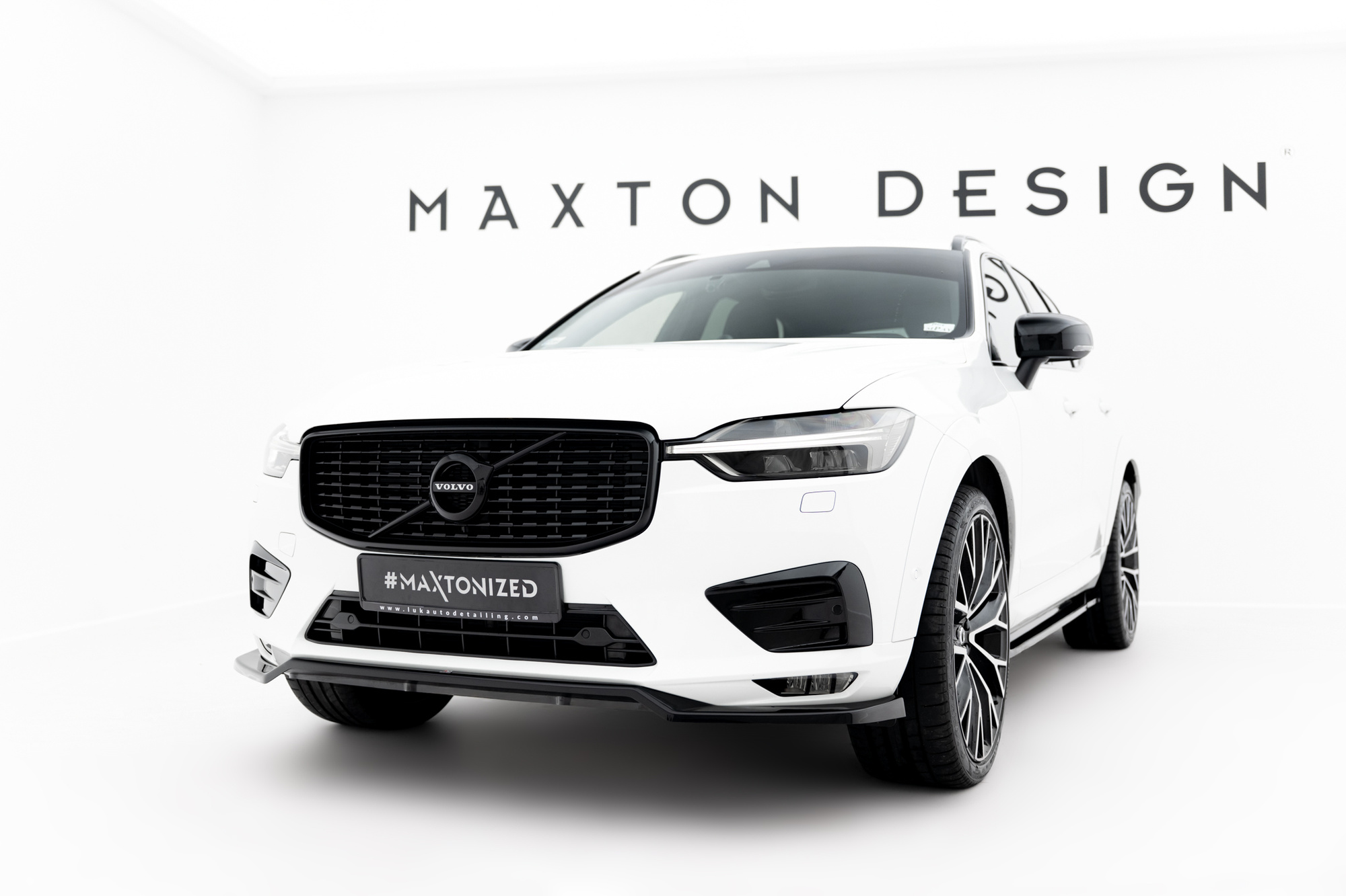 Voorspoiler Volvo XC60 Mk2 R-Design V.1 (2017–2021)