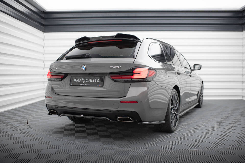 Diffuser BMW 5 Serie FL Maxton Glans Zwart