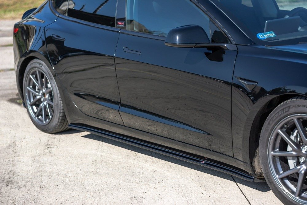 Zijskirts Tesla Model 3 Glans Zwart