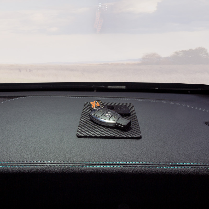 Universele Anti-slip mat 100x150mm - Carbon-Look