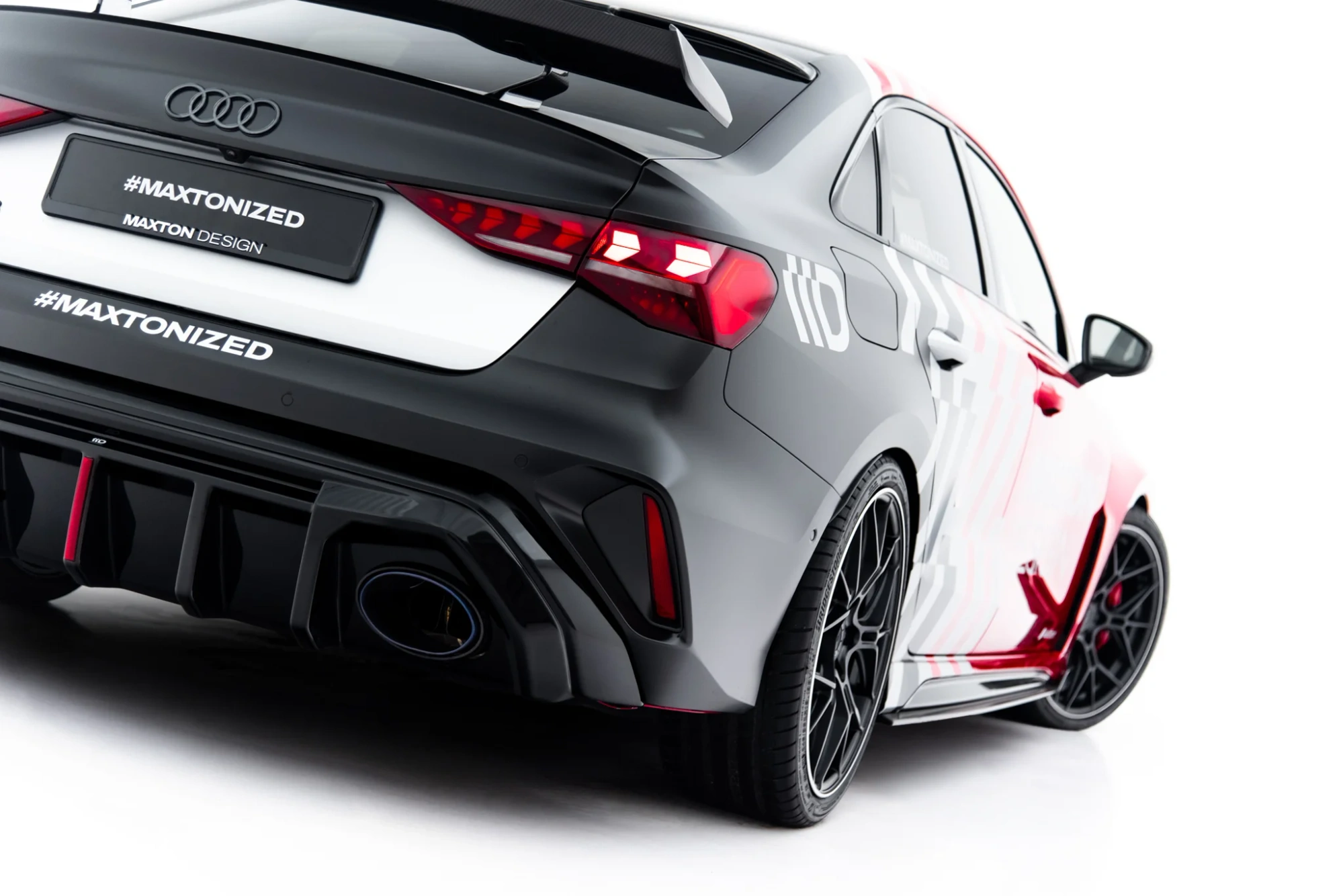 Diffuser Audi RS3 Sedan 8Y Facelift Maxton Glans Zwart