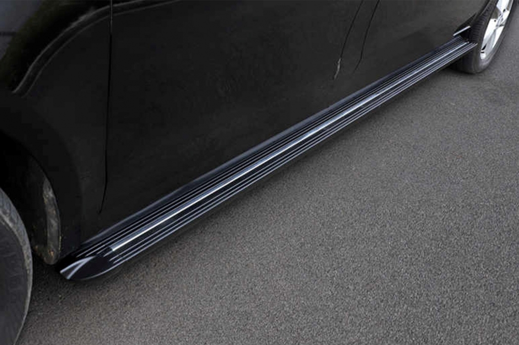 Treeplanken voor Mercedes V-Klasse W447 14-23 lang aluminium zwart