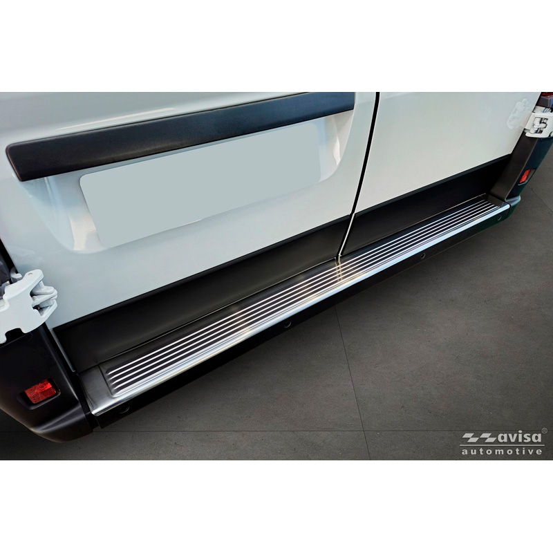Avisa RVS Achterbumperprotector  Fiat Ducato III Facelift 2023- / Opel Movano III Facelift 2023- / Toyota Proace Max 2024- 'Ribs' (2 delen)