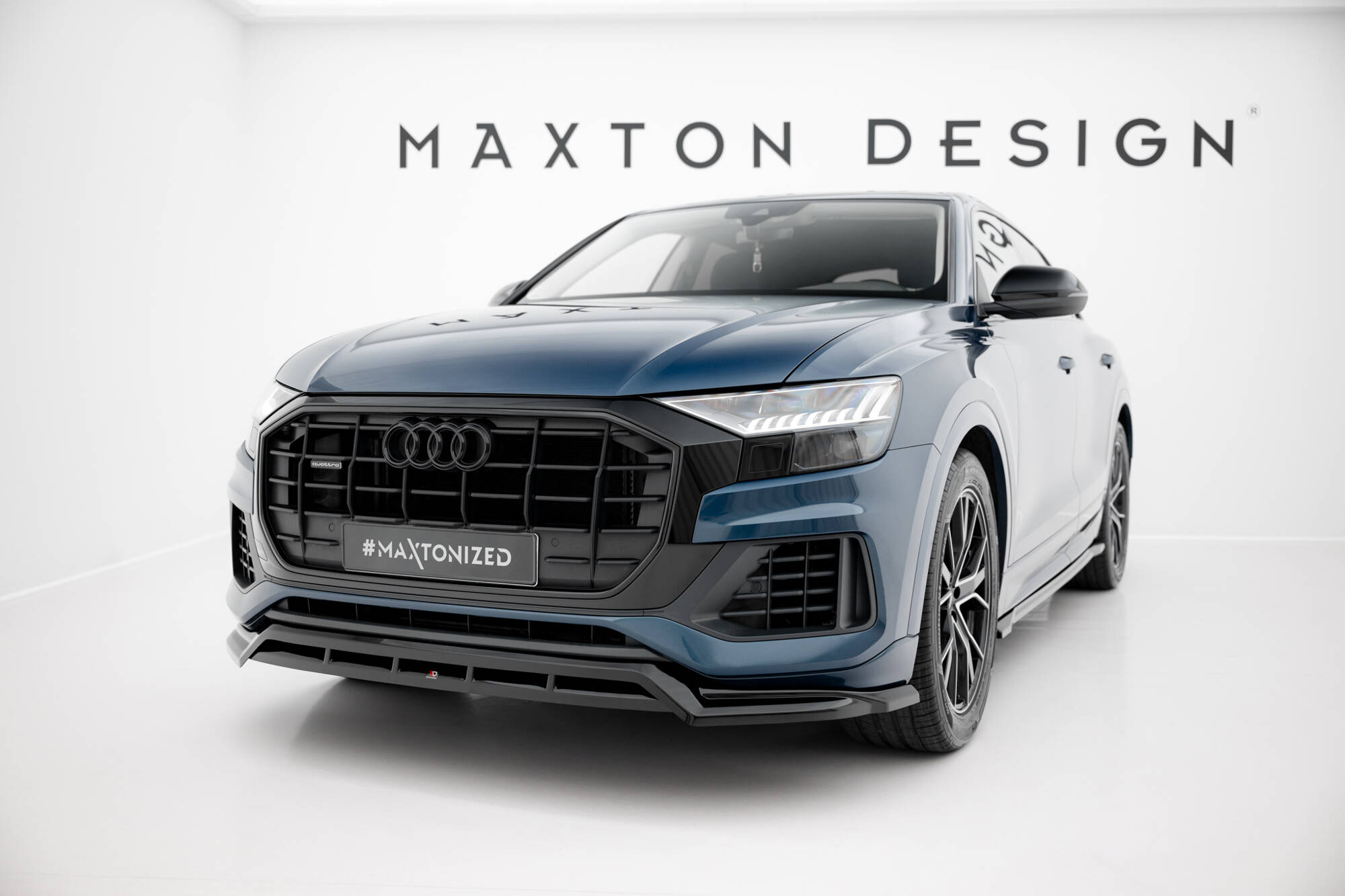 Bodykit Audi Q8 MK1 Maxton Glanzend zwart